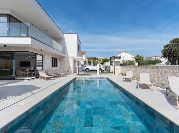 Casa Mandre, Kolan, 465m2