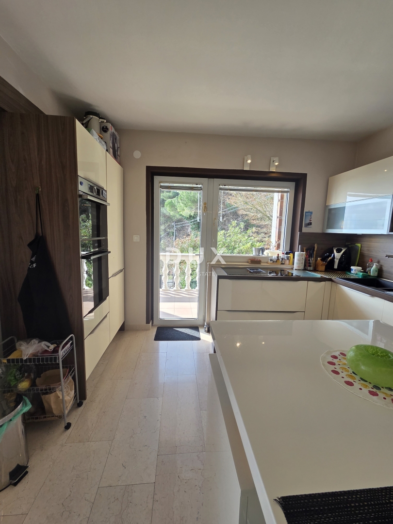 Appartamento Lovran, 87m2