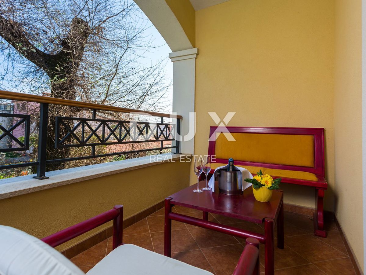 ISTRIA, NOVIGRAD - Ristorante e pensione attraenti con un'attività consolidata