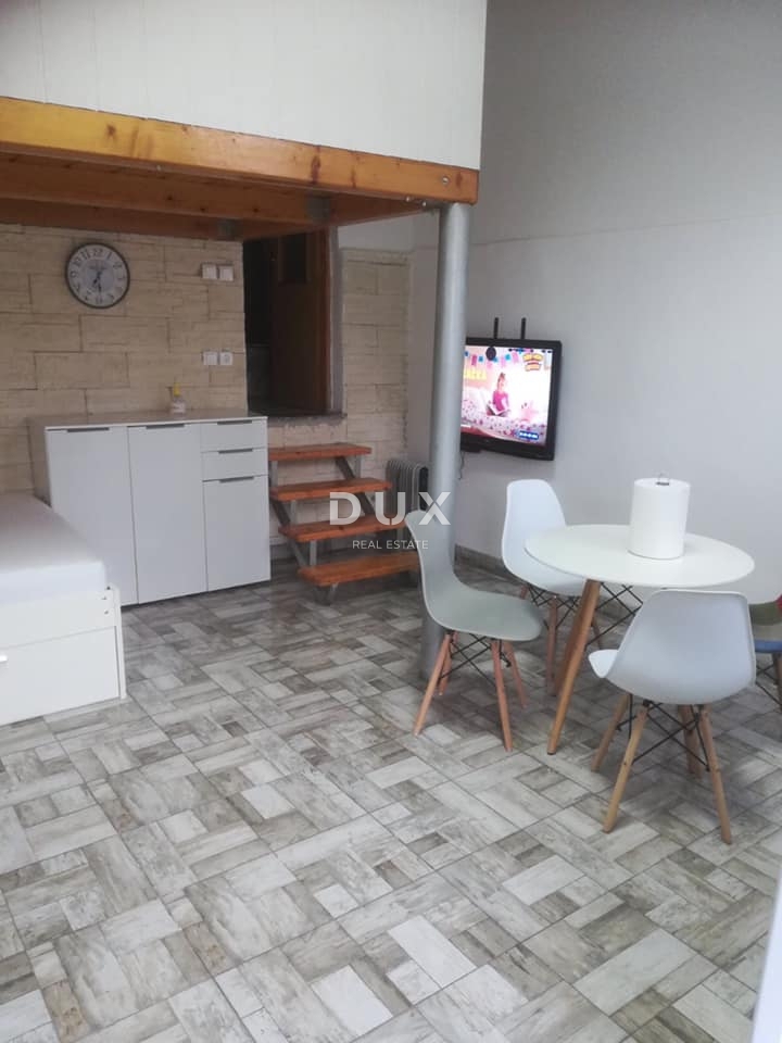 RIJEKA, ŠKOLJIĆ - appartamento di 71 m2 al piano terra con 2 ingressi separati! VENDITA URGENTE! OCCASIONE!