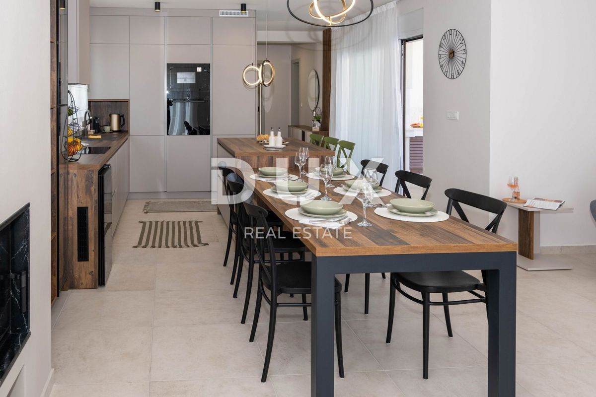 ISOLA DI KRK, dintorni della città di Krk - Villa di lusso in un nuovo edificio in una posizione tranquilla