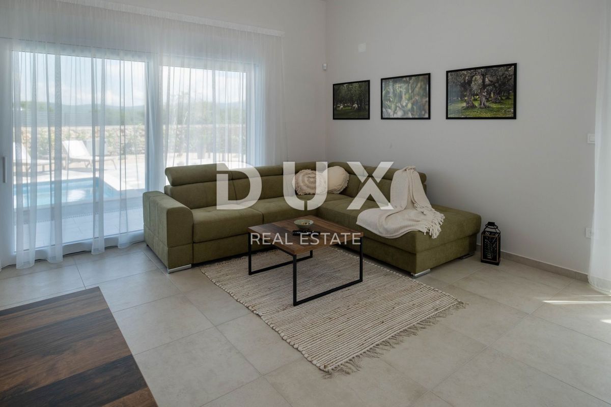 ISOLA DI KRK, dintorni della città di Krk - Villa di lusso in un nuovo edificio in una posizione tranquilla