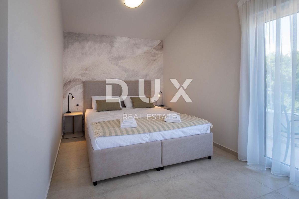 ISOLA DI KRK, dintorni della città di Krk - Villa di lusso in un nuovo edificio in una posizione tranquilla