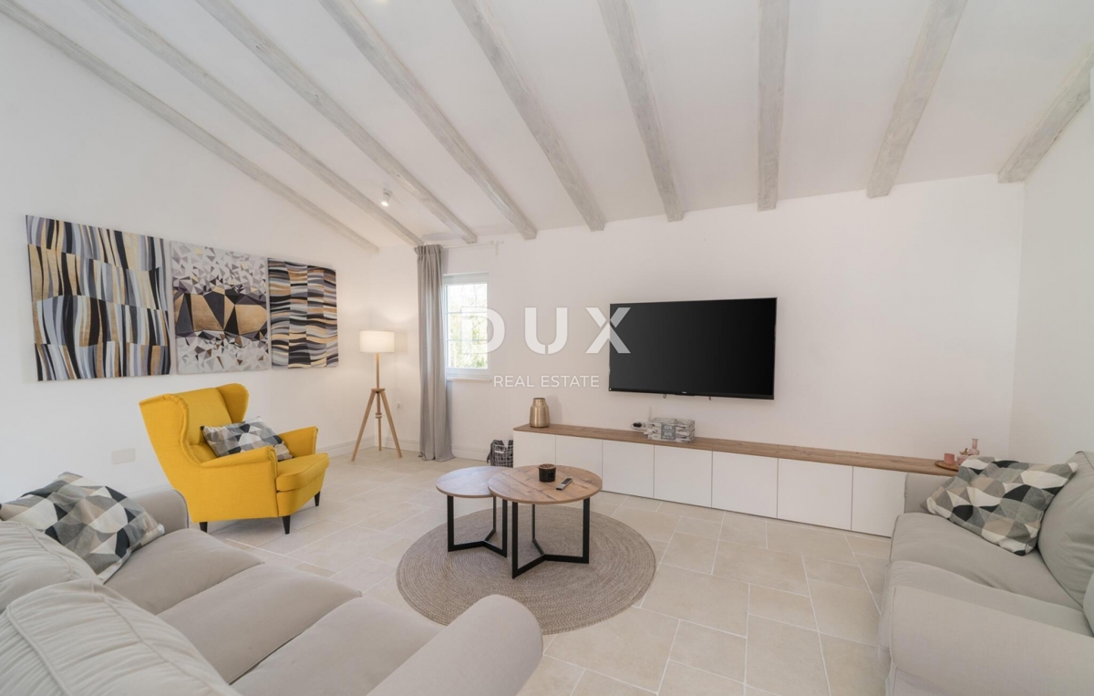 ISTRIA, VIŽINADA - Casa mediterranea con piscina