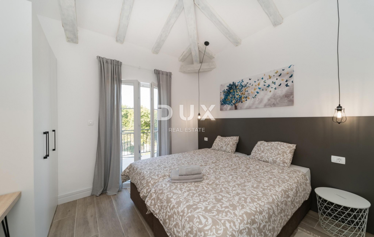 ISTRIA, VIŽINADA - Casa mediterranea con piscina