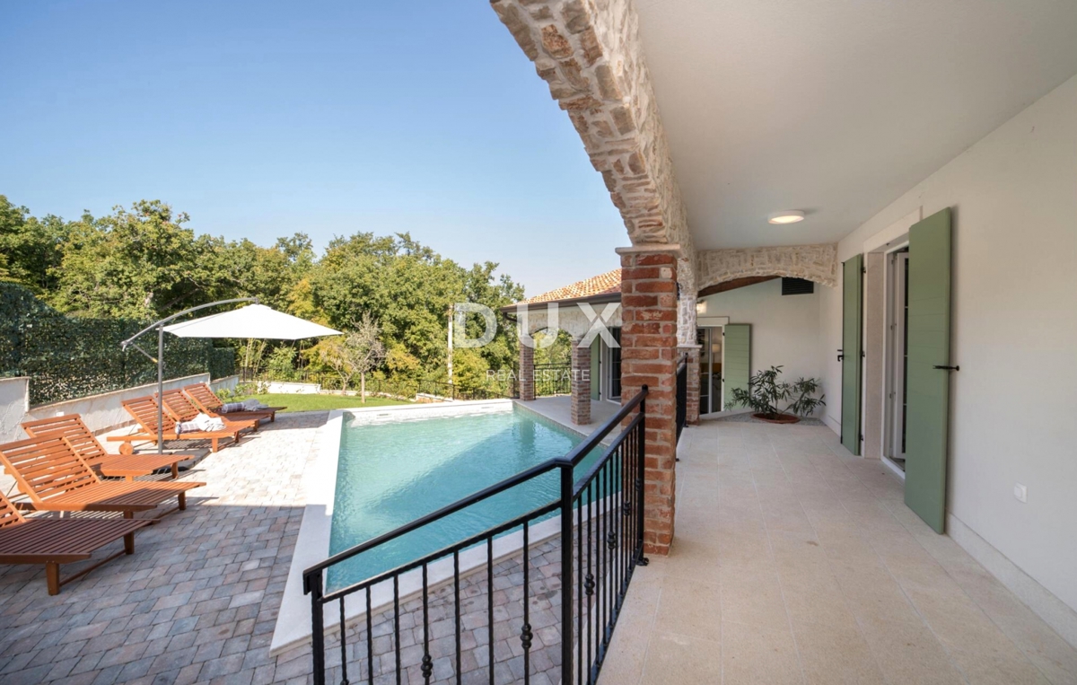 ISTRIA, VIŽINADA - Casa mediterranea con piscina