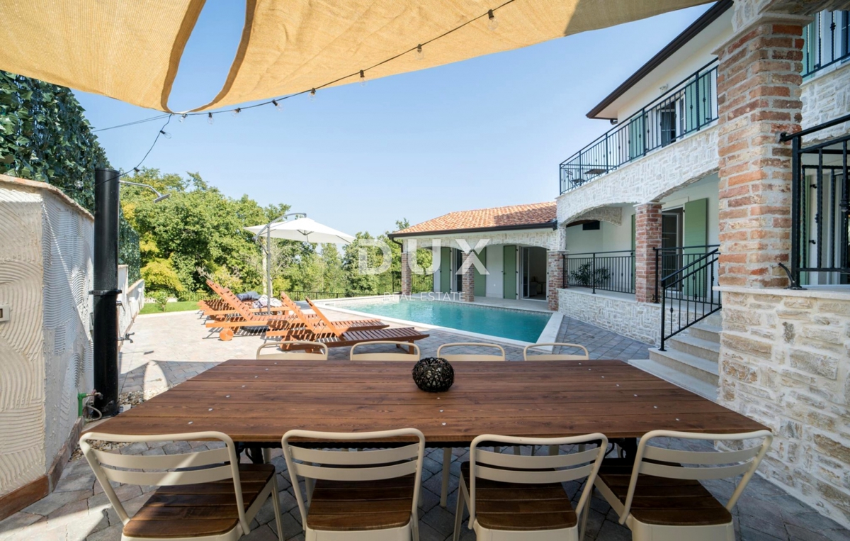 ISTRIA, VIŽINADA - Casa mediterranea con piscina