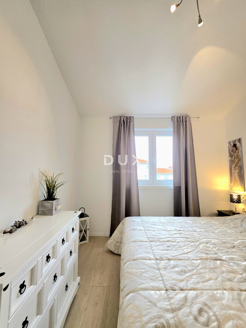 ISTRIA, ŽBANDAJ - Appartamento con due camere da letto in vendita vicino al centro di Parenzo e alle spiagge