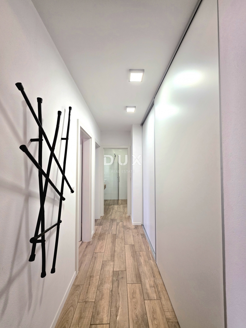 ISTRIA, ŽBANDAJ - Appartamento con due camere da letto in vendita vicino al centro di Parenzo e alle spiagge