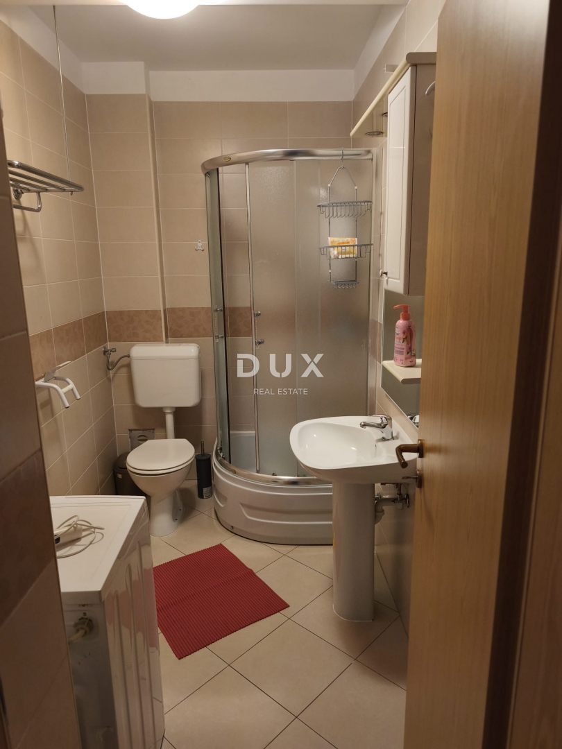 ISOLA DI KRK, CITTÀ DI KRK - Appartamento al piano terra in ottima posizione