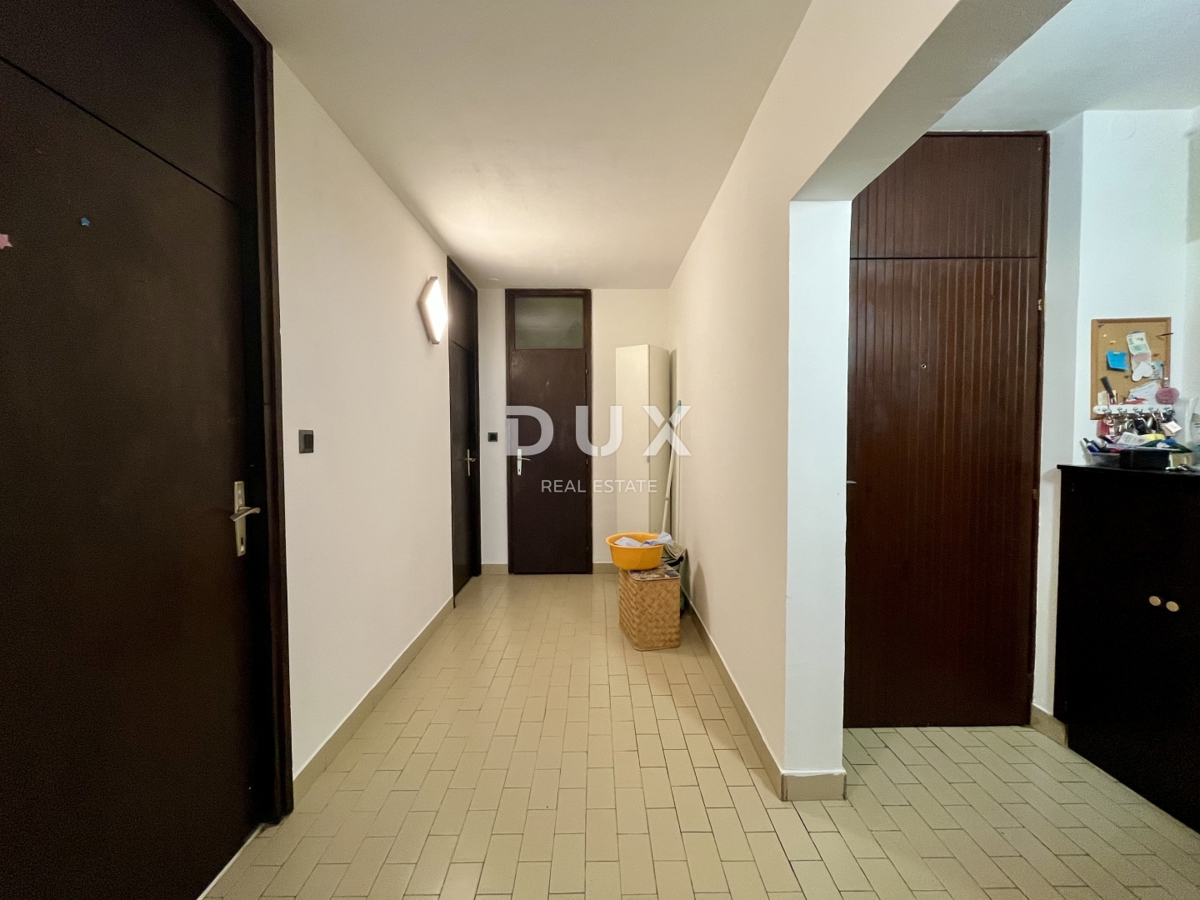 RIJEKA, ŠKURINJE - 2 camere da letto + bagno, ascensore, vista mare, 75 m² (ottima opportunità)