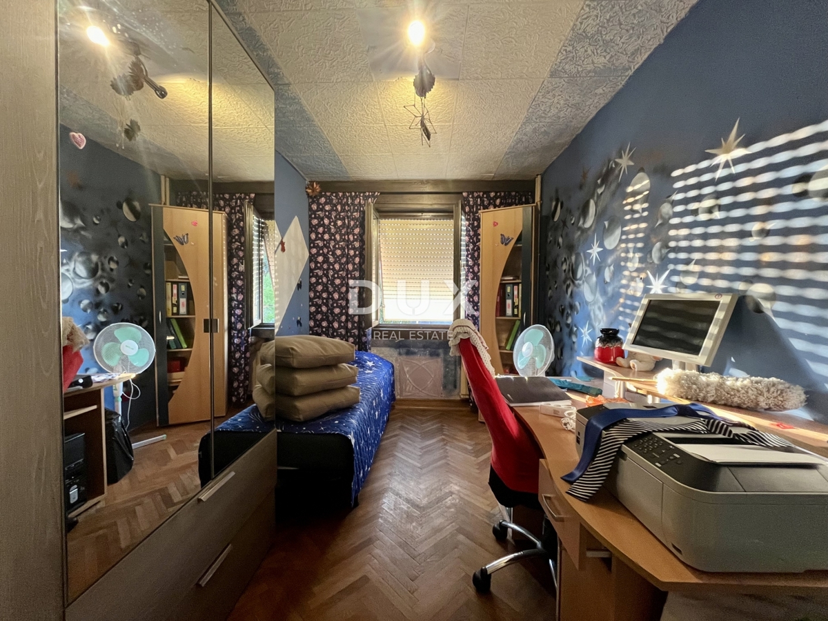 RIJEKA, ŠKURINJE - 2 camere da letto + bagno, ascensore, vista mare, 75 m² (ottima opportunità)