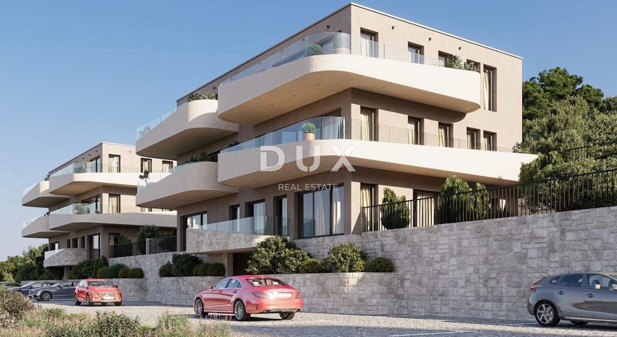 ŠIBENIK, BRODARICA - Nuovo edificio moderno con vista su Krapanj