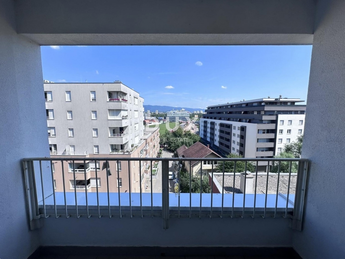 ZAGABRIA, OTOK – Appartamento arredato con garage e terrazza