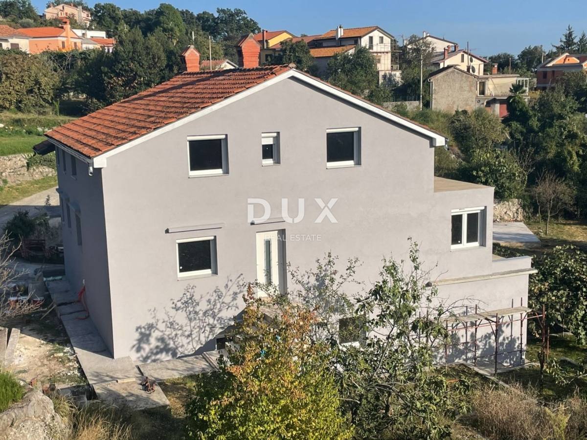 KASTAV, ĆIKOVIĆI - 2 camere da letto + soggiorno con terrazza in una casa recentemente ristrutturata, giardino, posti auto