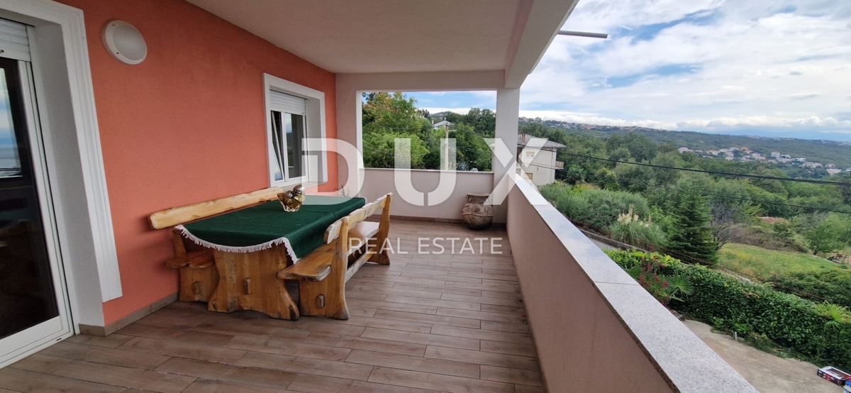 OPATIJA, MATULJI - Casa con più unità abitative e vista mare - eccellente opportunità di investimento!