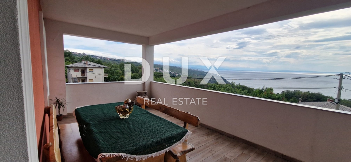 OPATIJA, MATULJI - Casa con più unità abitative e vista mare - eccellente opportunità di investimento!