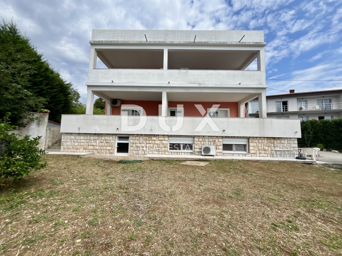 OPATIJA, MATULJI - Casa con più unità abitative e vista mare - eccellente opportunità di investimento!