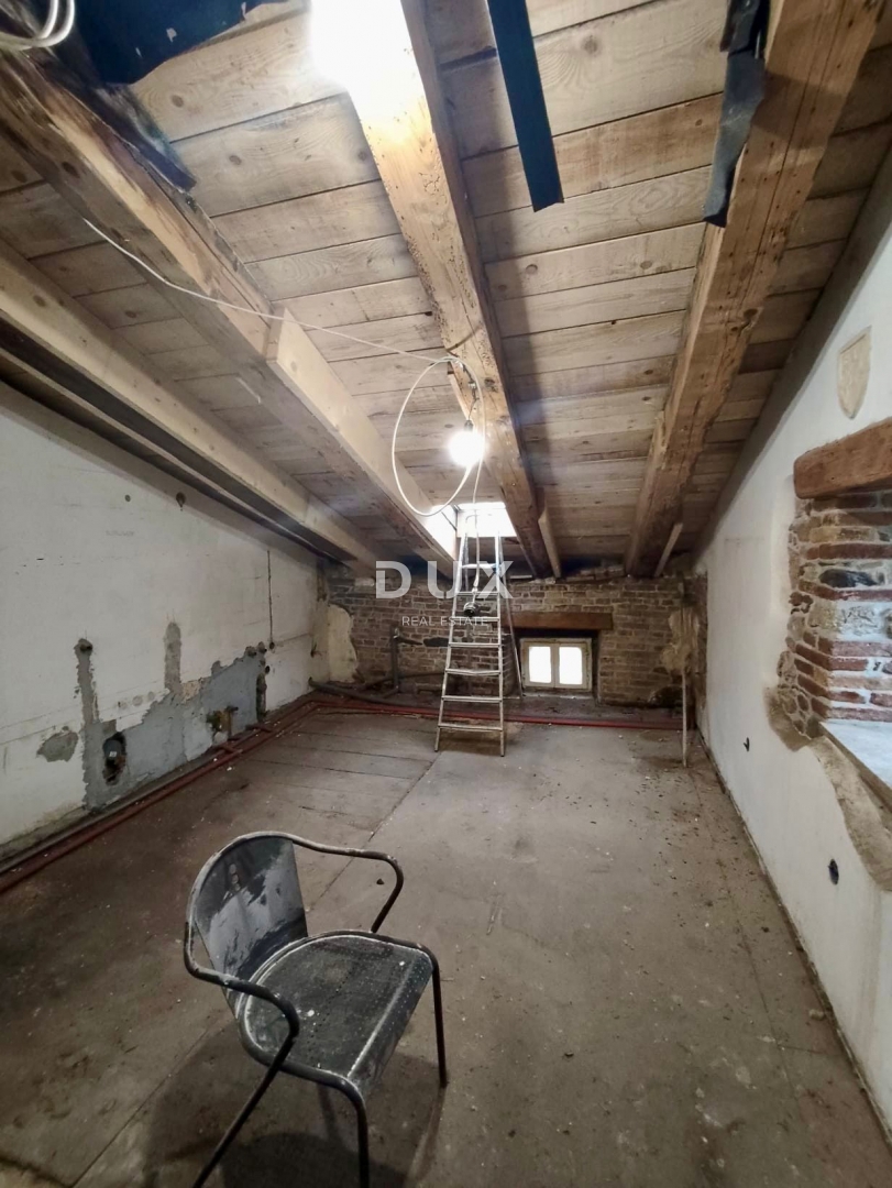 RIJEKA, CENTRO - OTTIMA OPPORTUNITÀ DI INVESTIMENTO con ristrutturazione iniziata