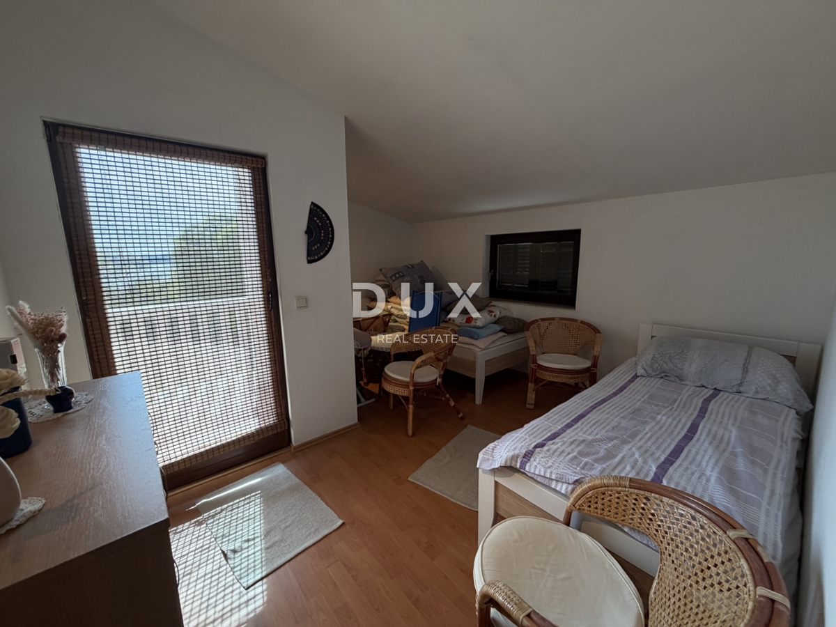 SAN FILIPPO I JAKOV – Casa con vista mare, in posizione tranquilla!