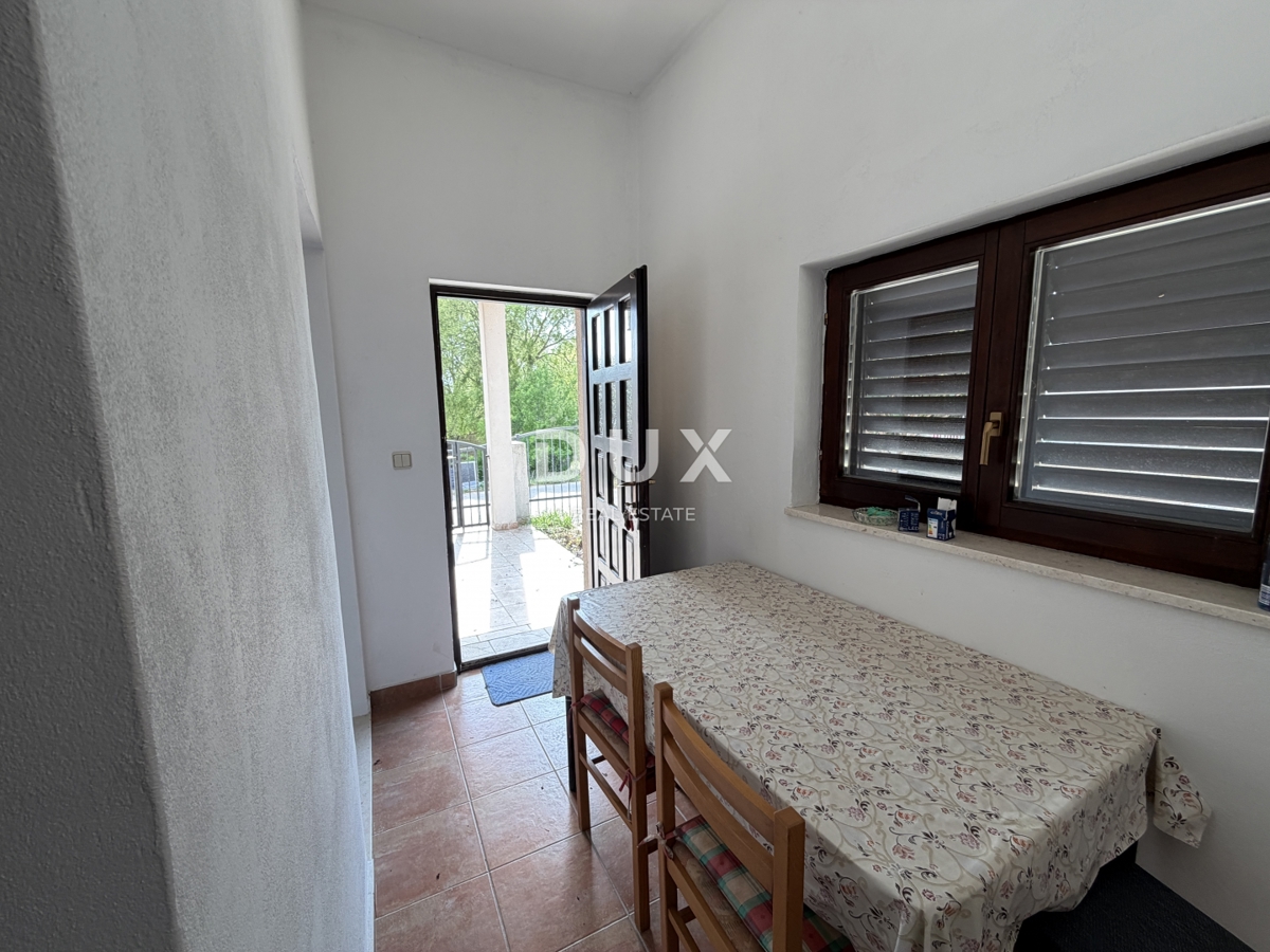 SAN FILIPPO I JAKOV – Casa con vista mare, in posizione tranquilla!