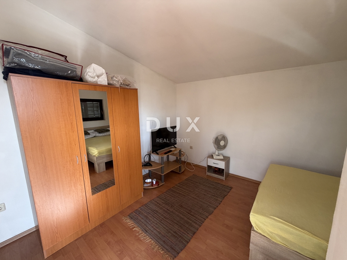 SAN FILIPPO I JAKOV – Casa con vista mare, in posizione tranquilla!