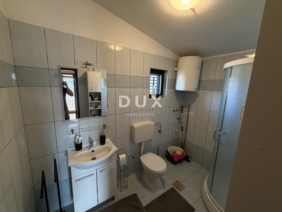 SAN FILIPPO I JAKOV – Casa con vista mare, in posizione tranquilla!