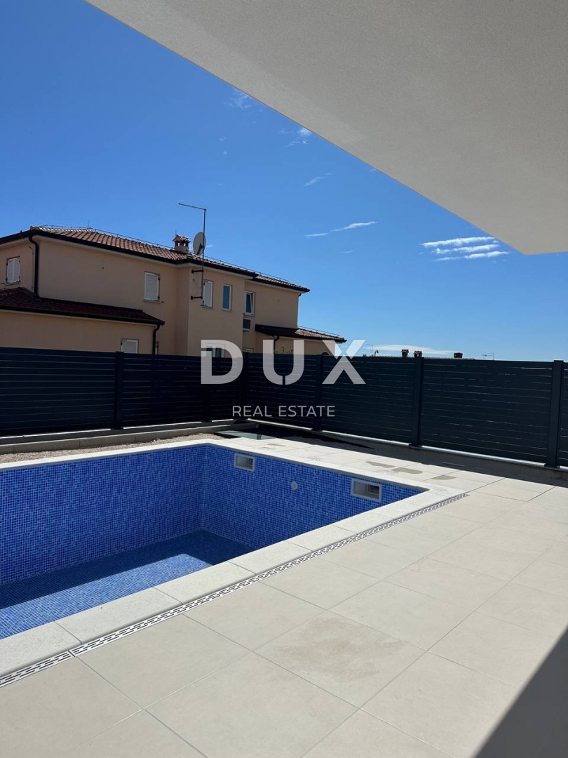 ISTRIA, NOVIGRAD - Appartamento in un nuovo edificio con vista mare