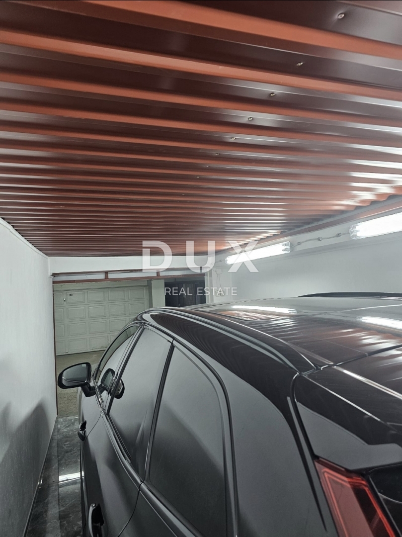 ZAGABRIA, RAVNICE - Garage ristrutturato con porte automatiche e videosorveglianza