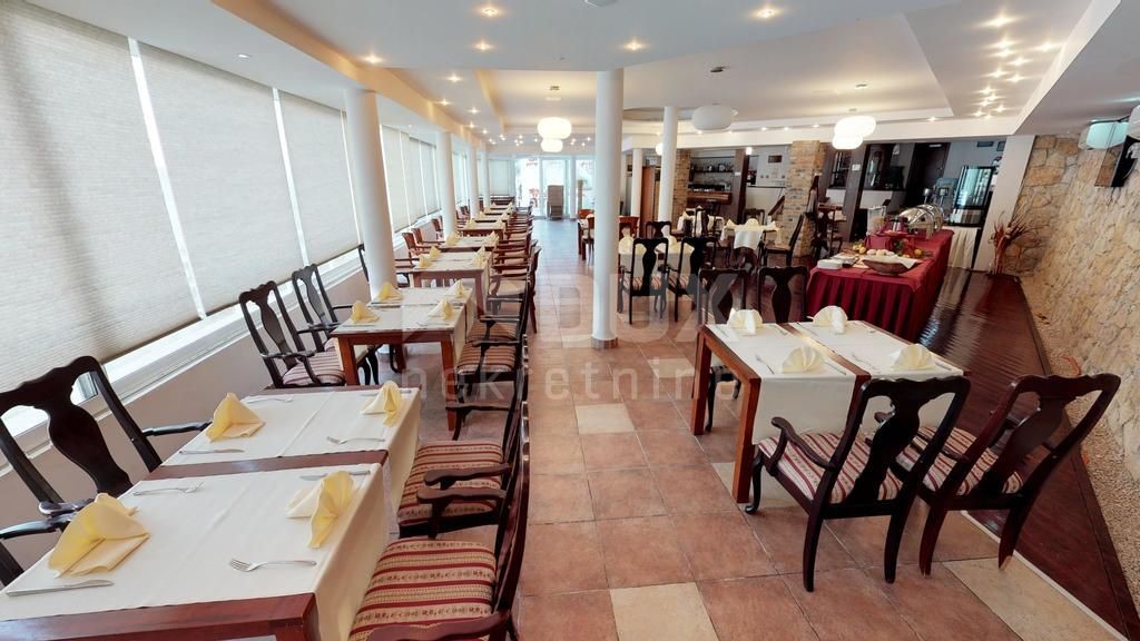 PAG - HOTEL 1 ° FILA AL MARE