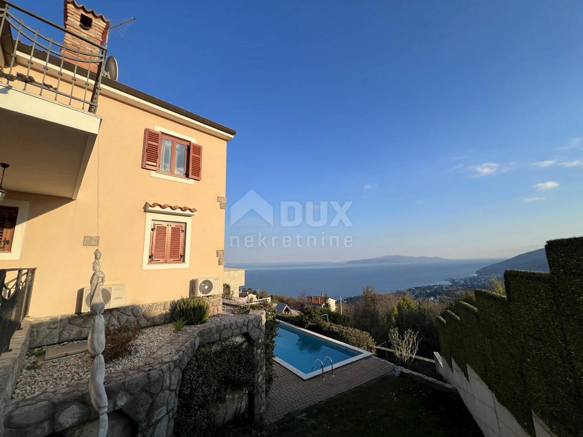 OPATIJA, POLJANE - Villa rustica di 300m2 con vista panoramica sul Golfo del Quarnero