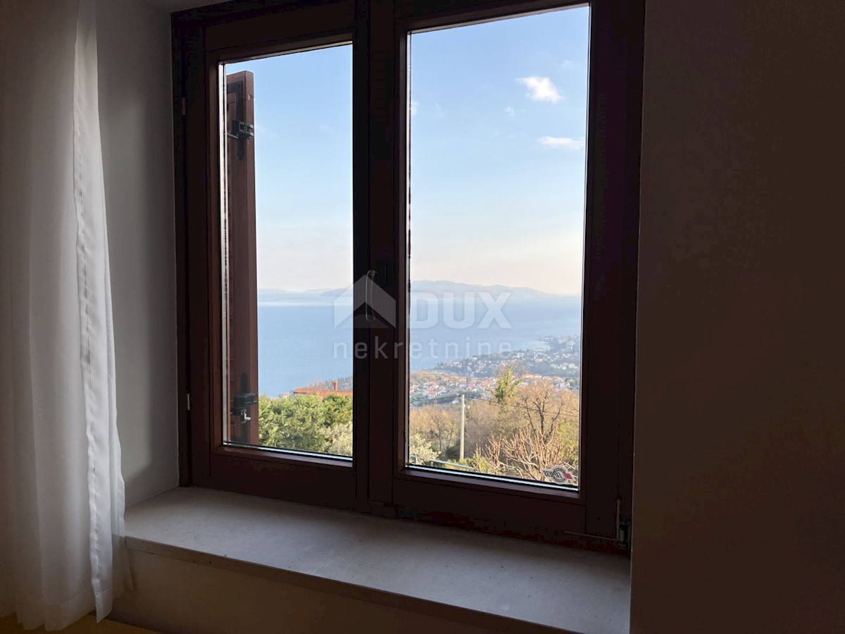 OPATIJA, POLJANE - Villa rustica di 300m2 con vista panoramica sul Golfo del Quarnero