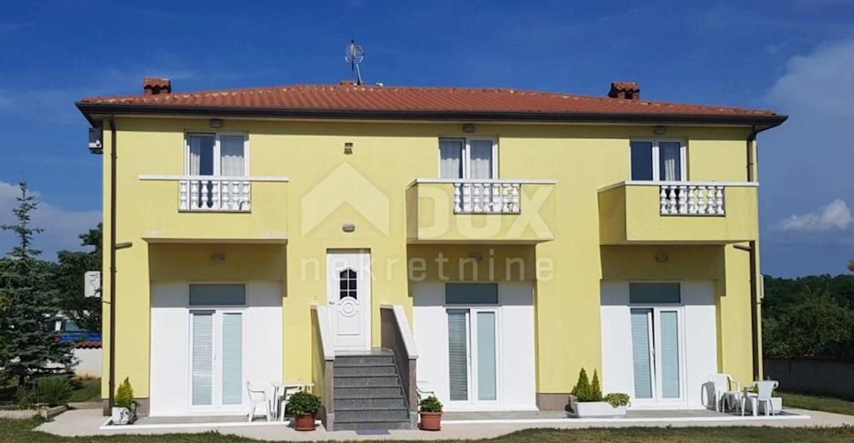 ISTRIA, UMAG - Palazzina a 3 km dal mare