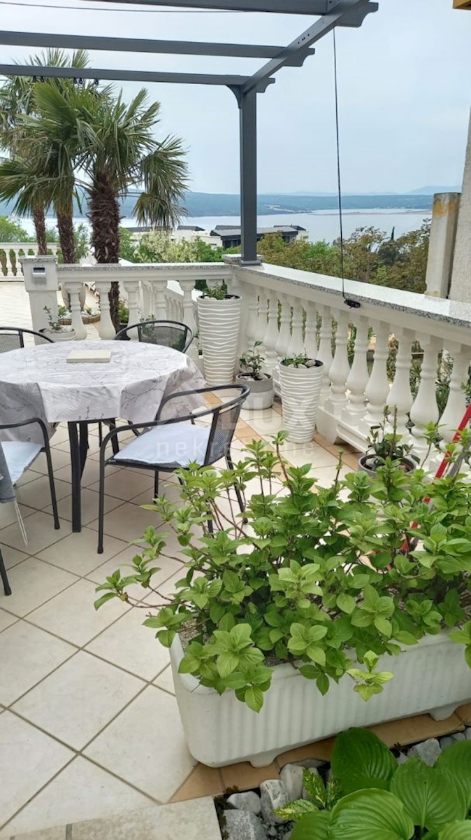 Crikvenica - Casa con piscina e bellissima vista sul mare