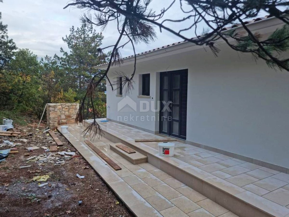 ISTRIA, RABAC - Casa con vista panoramica sul mare