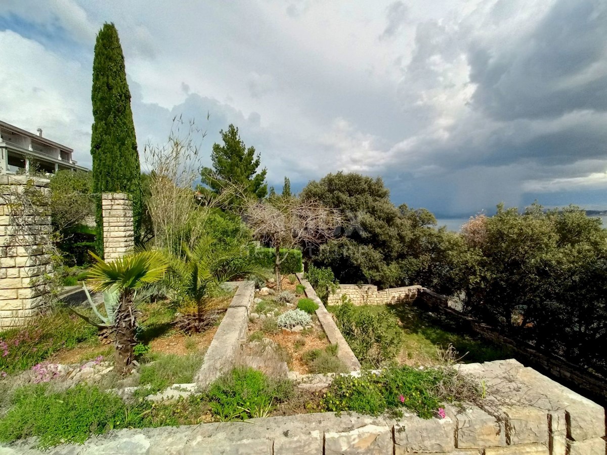 ZADAR, POSEDARJE - Bella casa a schiera, 1a fila al mare