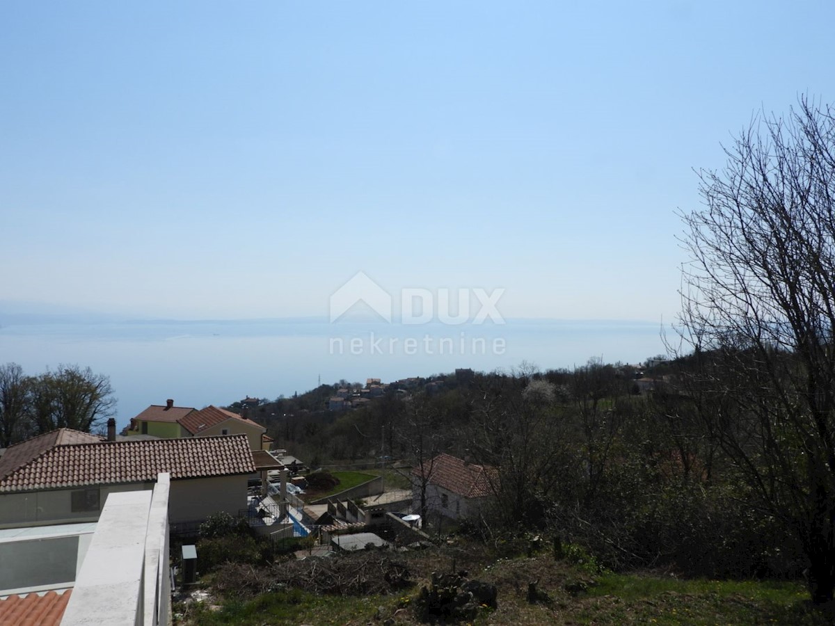 OPATIJA, BREGI - terreno edificabile 1831m2 con vista panoramica sul mare per una casa familiare / villa / appartamenti / casa in affitto con piscina / casa vacanze con piscina