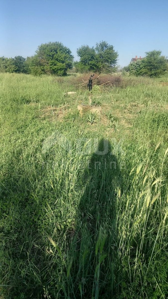 Terreno Valdebek, Pula, 901m2