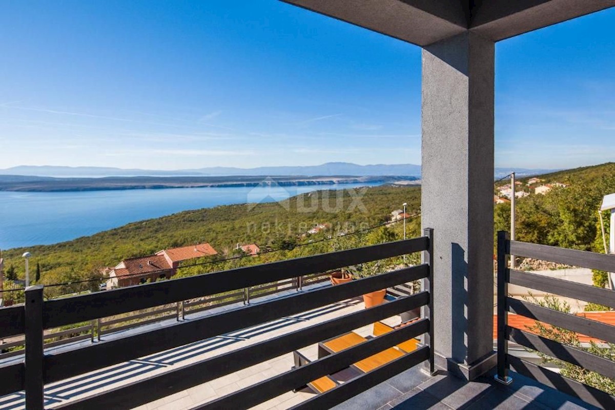 CRIKVENICA, DRAMALJ - Villa con un'impressionante vista sul mare!