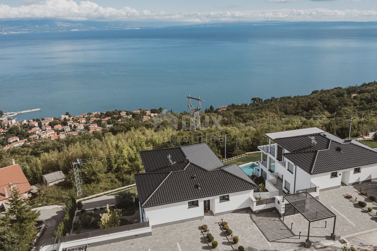 LOVRAN - LIGANJ - appartamento in villa con piscina 97m2 + terrazzo 26m2 con vista panoramica sul mare + ambiente 41m2