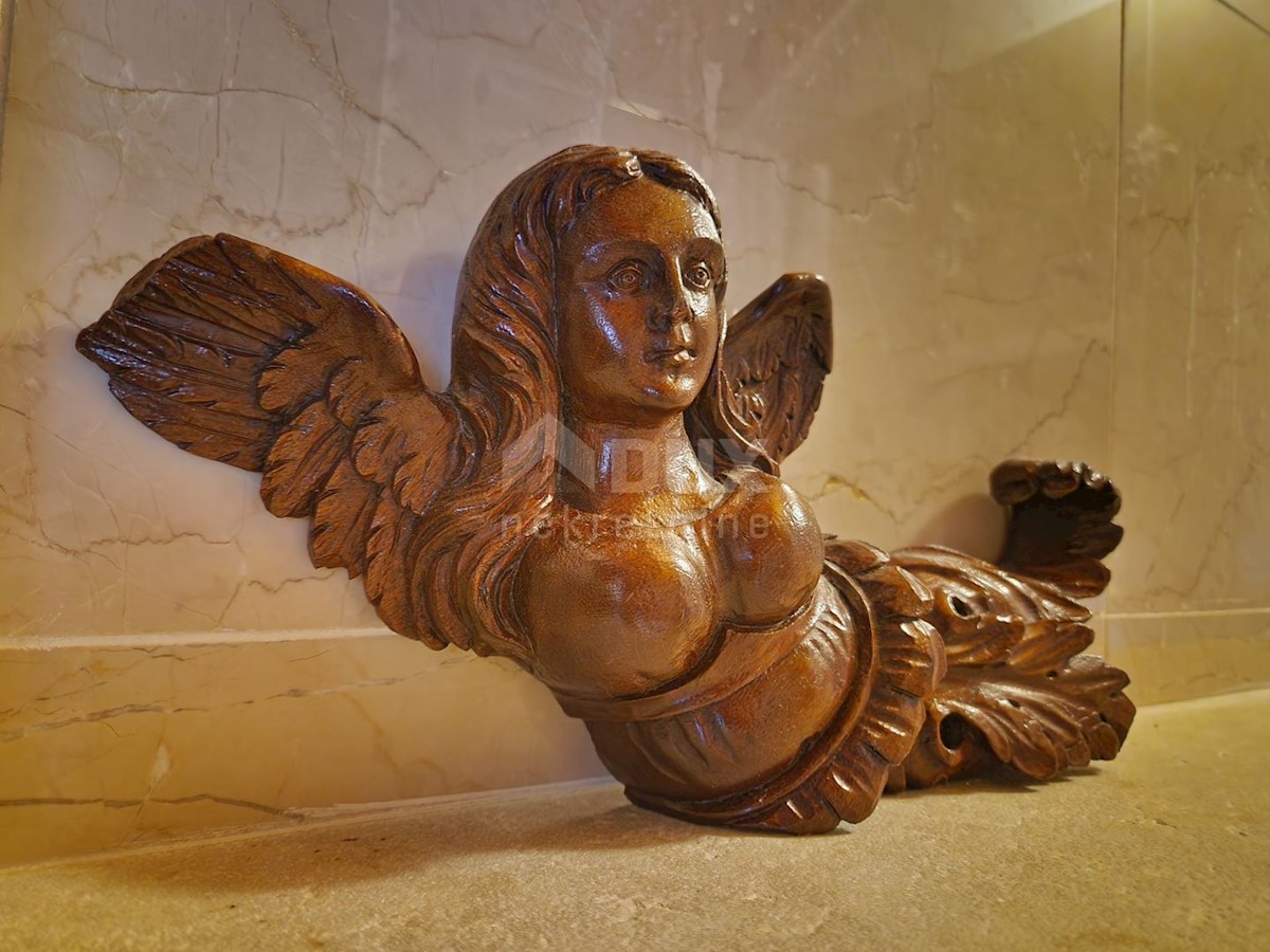 ISTRIA, SVETVINČENAT - Casa istriana in pietra con un appartamento aggiuntivo in una posizione tranquilla