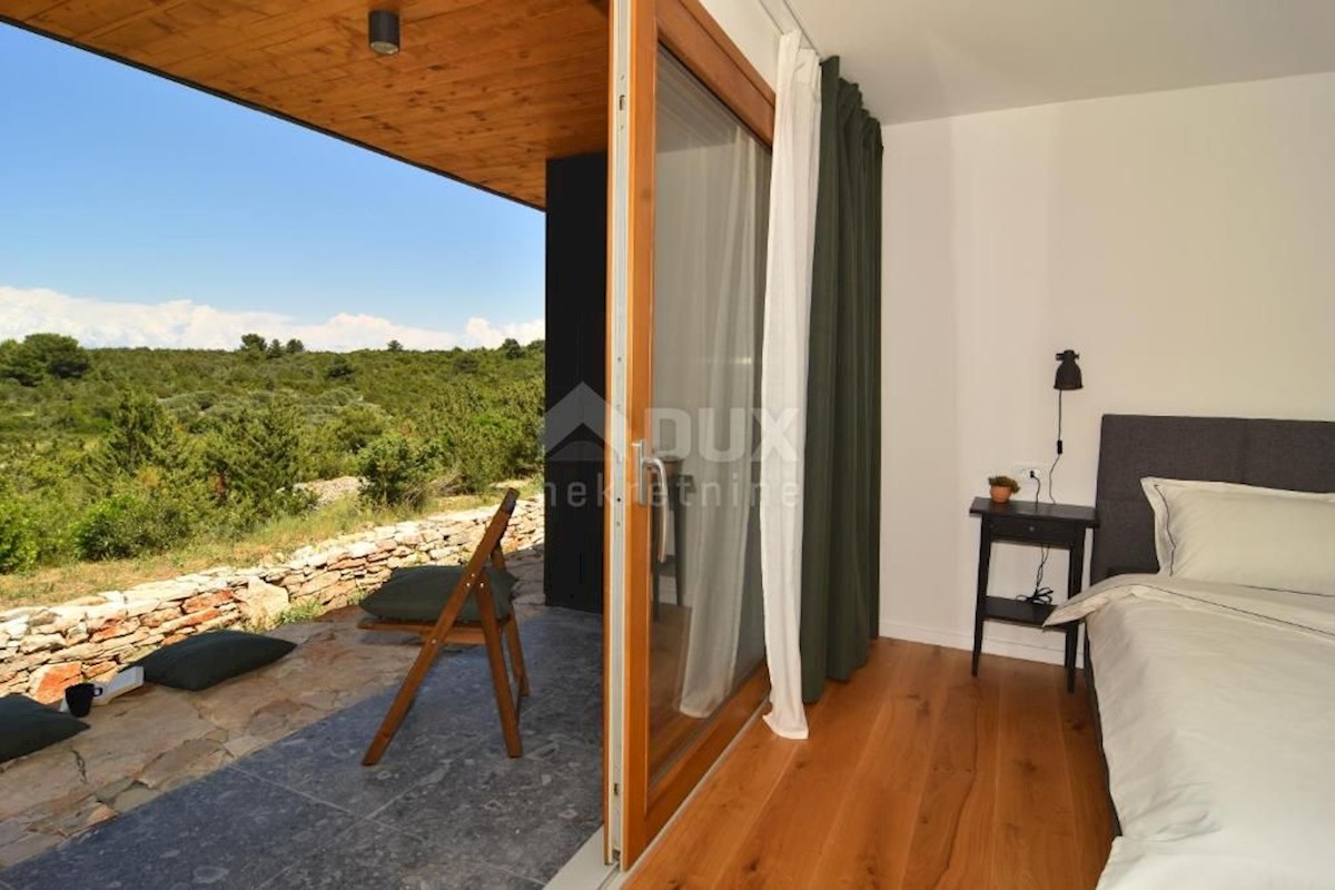 DUGI OTOK - Moderna casa a un piano a 100 metri dal mare