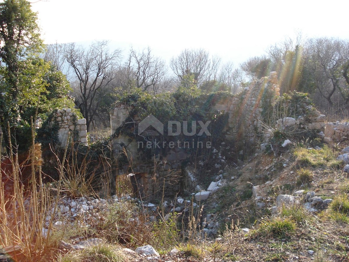 NOVI VINODOLSKI - Terreno edificabile con progetto di costruzione