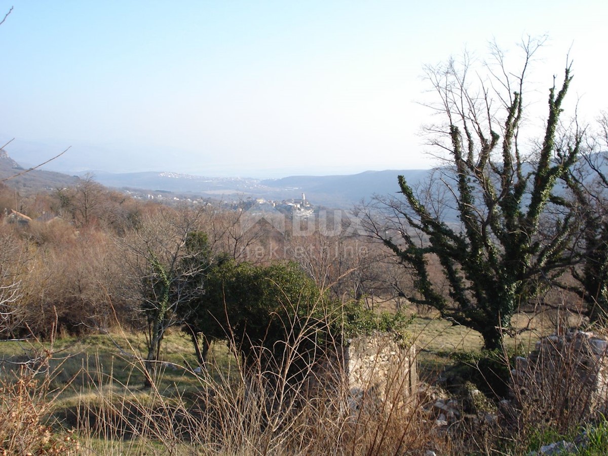 NOVI VINODOLSKI - Terreno edificabile con progetto di costruzione