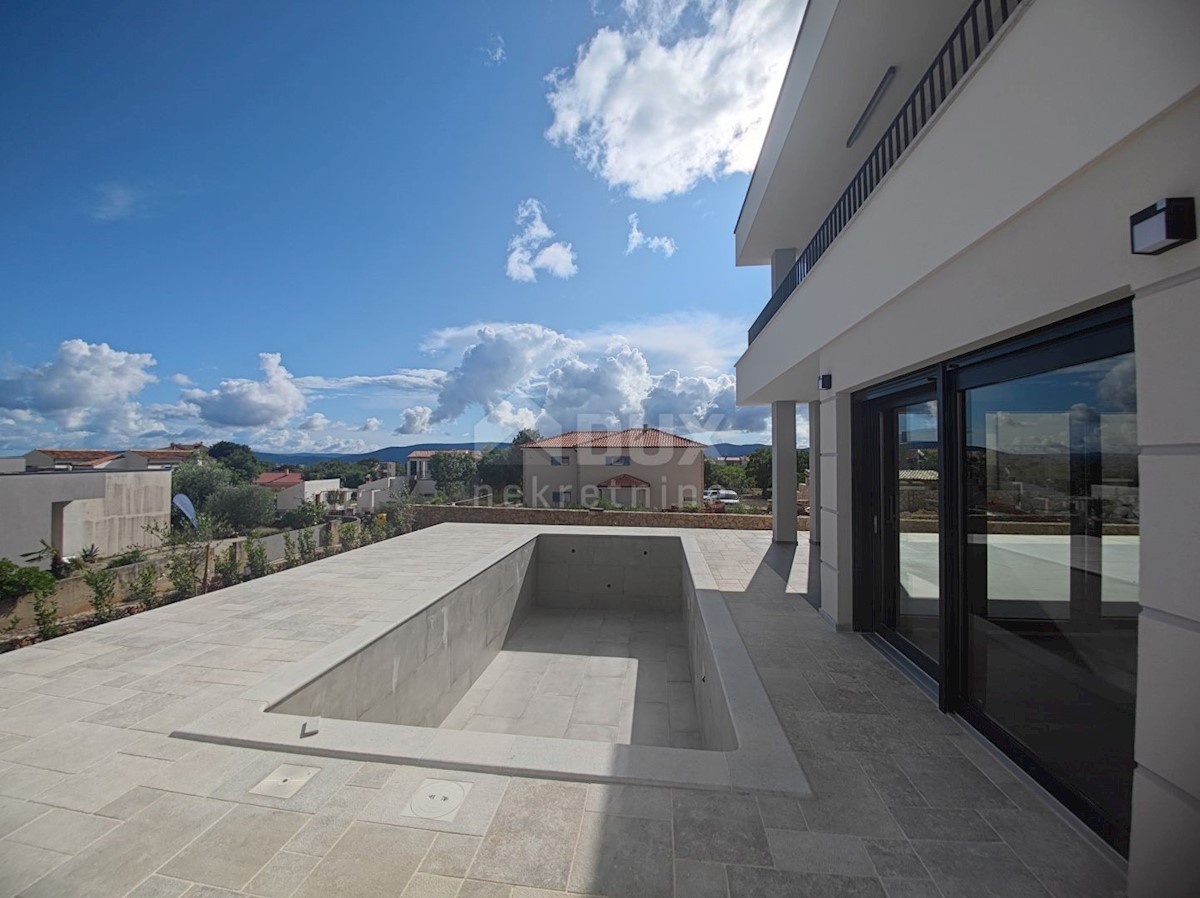 L'ISOLA DI KRK, la zona più ampia della città di Krk - Villa di lusso con vista sul mare