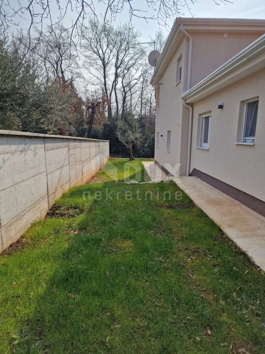ISTRIA, PARENZO - Nuova casa indipendente vicino alla città