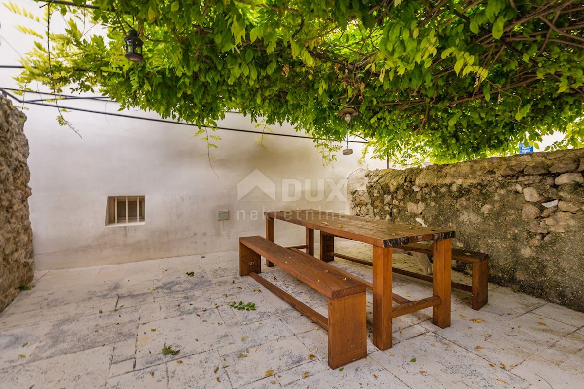 CITTÀ DI KRK - Casa di lusso con giardino e vista mare