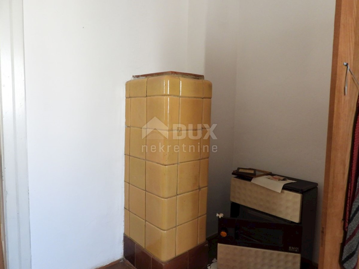 GORSKI KOTAR, SUNGER- vecchia casa + 2 annessi + ambiente 9000m2