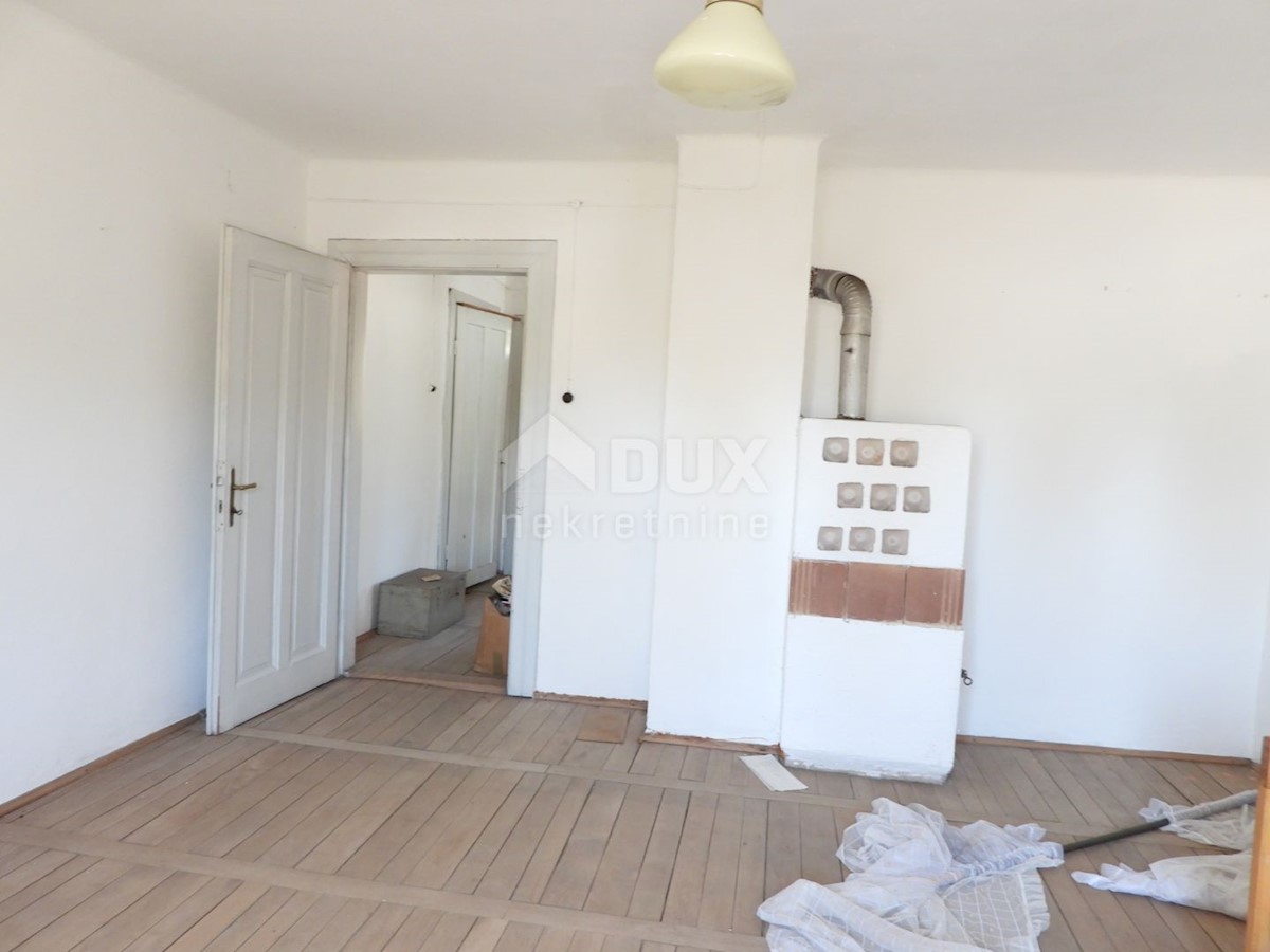 GORSKI KOTAR, SUNGER- vecchia casa + 2 annessi + ambiente 9000m2