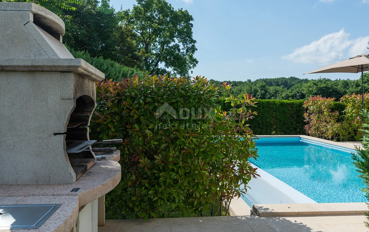 ISTRIA, ŽMINJ - Villa moderna con interni di design, piscina coperta e benessere